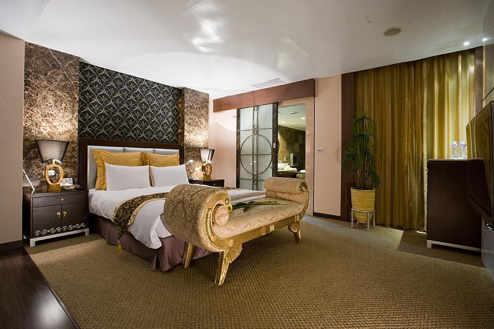 Crystal Business Motel Hsinchu Dış mekan fotoğraf