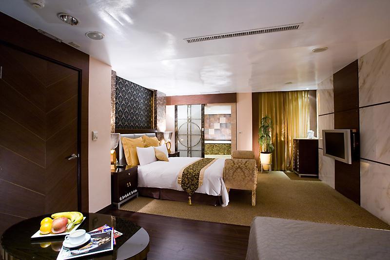 Crystal Business Motel Hsinchu Dış mekan fotoğraf