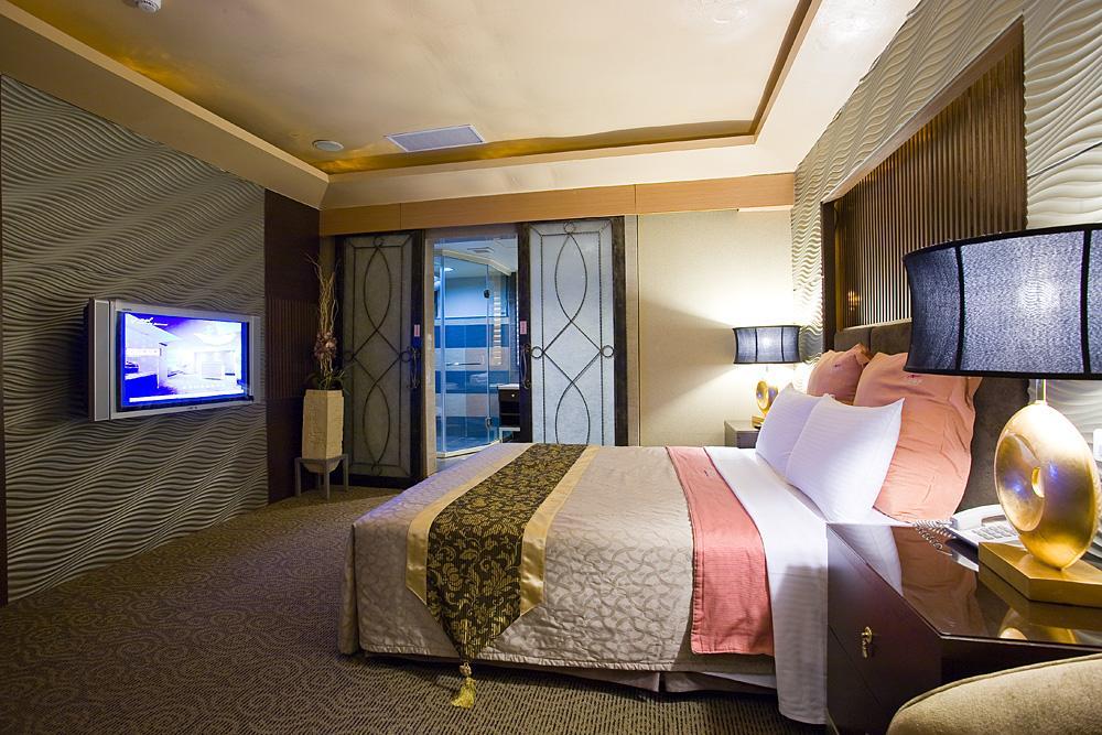 Crystal Business Motel Hsinchu Dış mekan fotoğraf