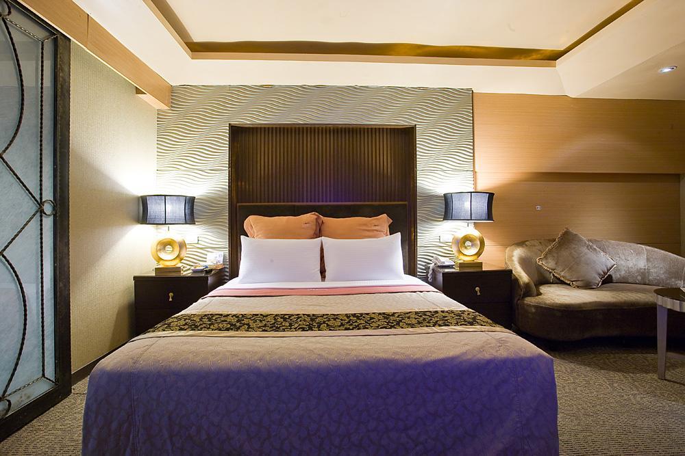 Crystal Business Motel Hsinchu Dış mekan fotoğraf