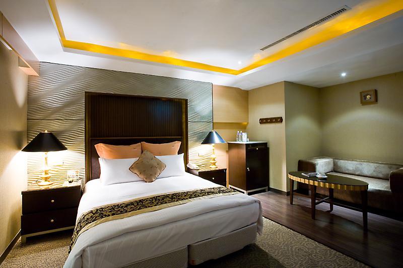 Crystal Business Motel Hsinchu Dış mekan fotoğraf