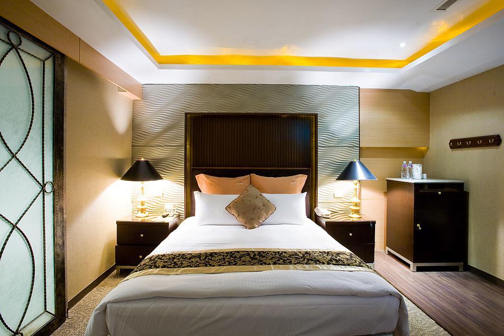 Crystal Business Motel Hsinchu Dış mekan fotoğraf