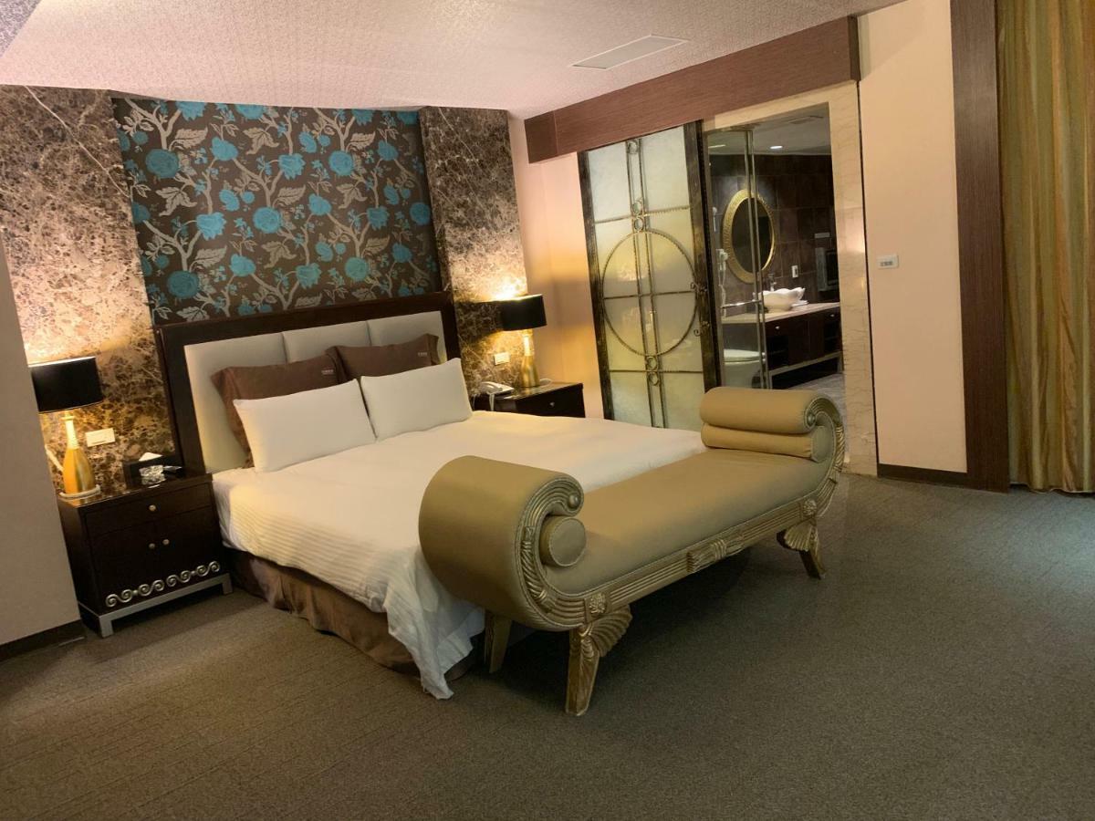 Crystal Business Motel Hsinchu Dış mekan fotoğraf
