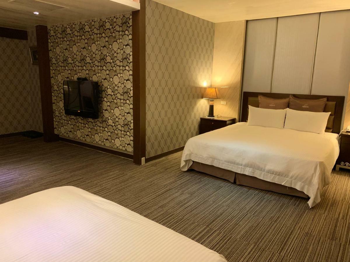 Crystal Business Motel Hsinchu Dış mekan fotoğraf